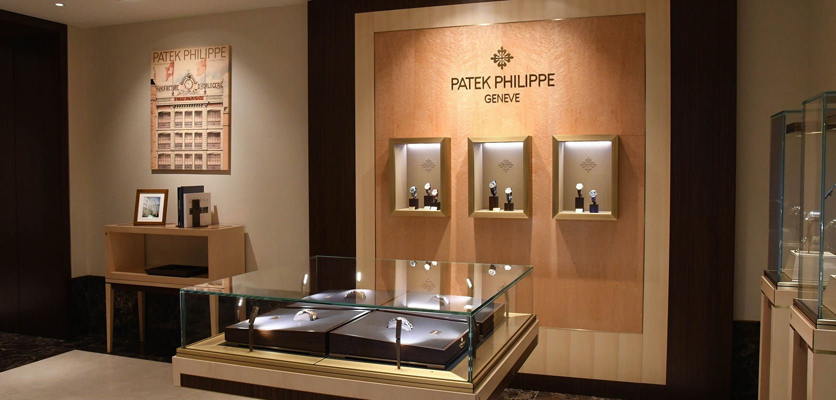 Patek philippe exhibition best sale